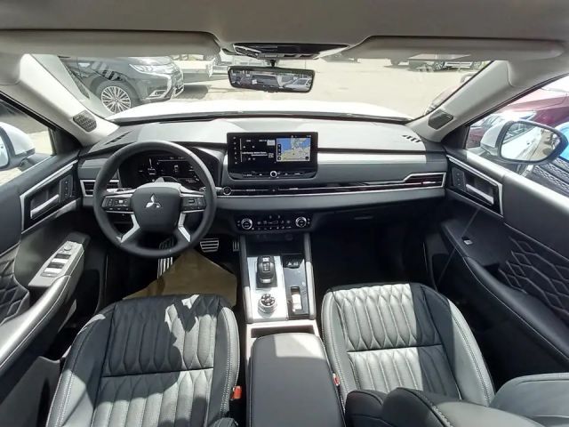 Mitsubishi Outlander 4WD PHEV