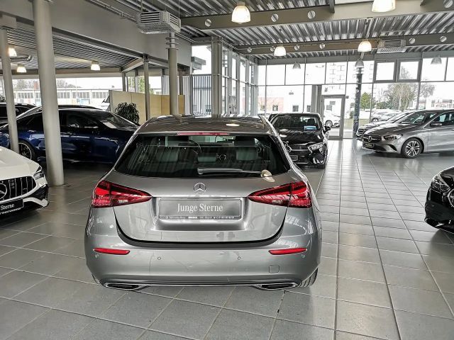 Mercedes-Benz A 180 Progressive