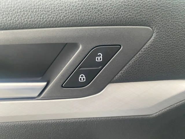 Volkswagen Golf Business DSG Variant