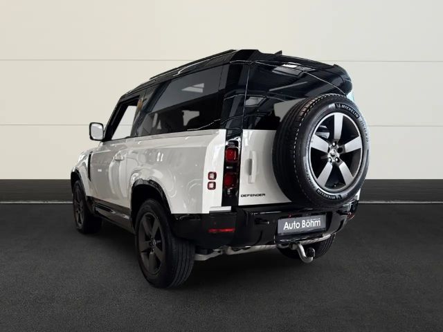 Land Rover Defender 90 D250 Dynamic SE