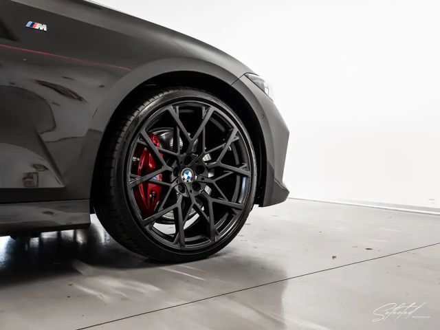 BMW 330 330i M-Sport Sedan xDrive