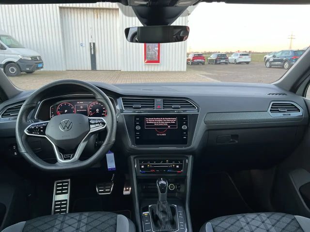 Volkswagen Tiguan 1.5 TSI DSG R-Line