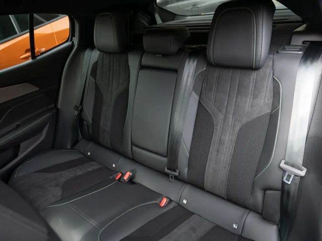 Peugeot 408 130 EAT8 GT-Line PureTech