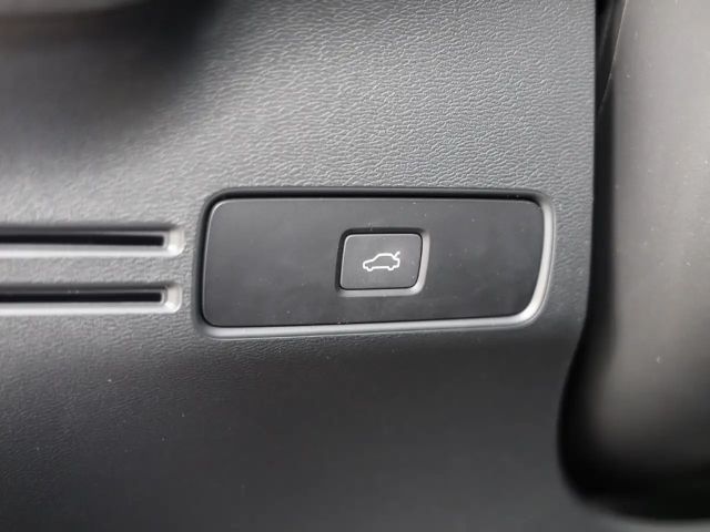 Volvo XC40 Dark Plus