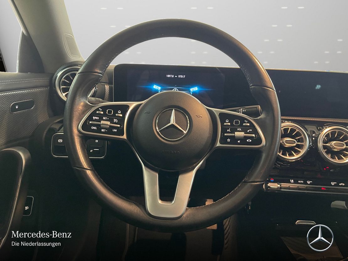 Mercedes-Benz CLA 200 Shooting Brake