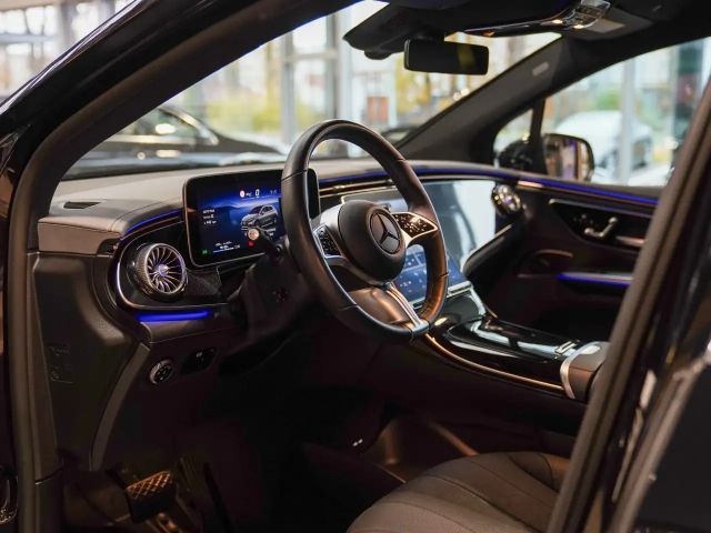 Mercedes-Benz EQE SUV 300