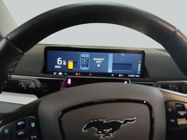 Ford Mustang Mach-E Technologie 1 Paket + Allwetter