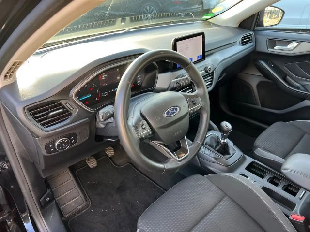 Ford Focus Cool & Connect EcoBoost Wagon