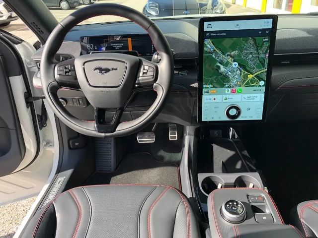Ford Mustang Mach-E AWD Extended range