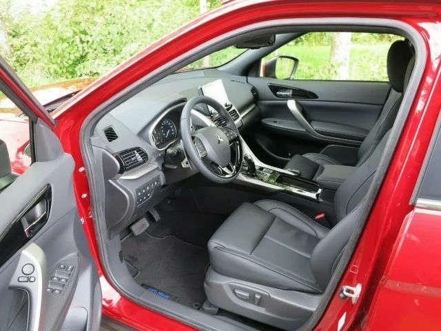Mitsubishi Eclipse Cross TOP, mit Glasschiebedach