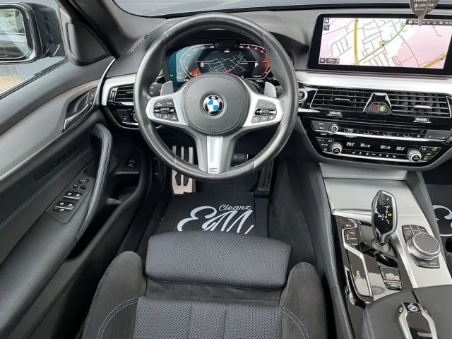 BMW 530 530d M-Sport Sedan xDrive