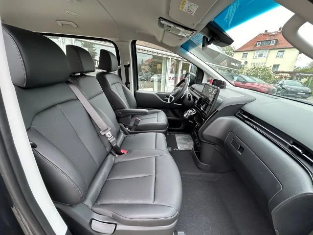 Hyundai Staria Trend