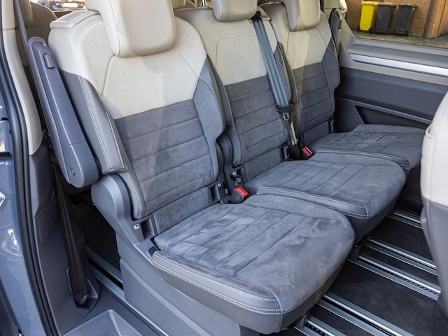 Volkswagen Multivan 2.0 TDI DSG