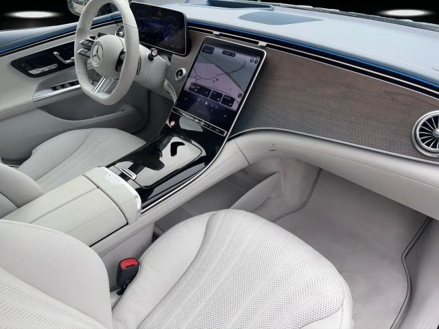 Mercedes-Benz EQE 350 AMG Line Sedan