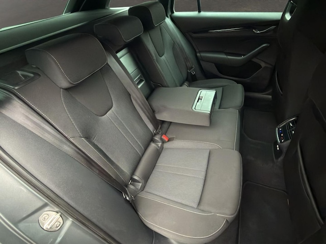 Skoda Octavia 2.0 TDI Combi Sportline