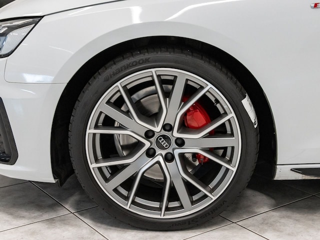 Audi A4 40 TDI Avant S-Line S-Tronic