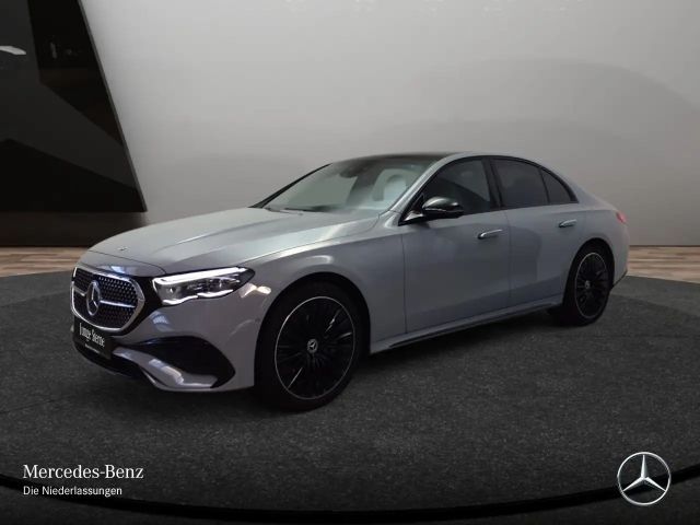 Mercedes-Benz E 220 AMG Line E 220 d Sedan