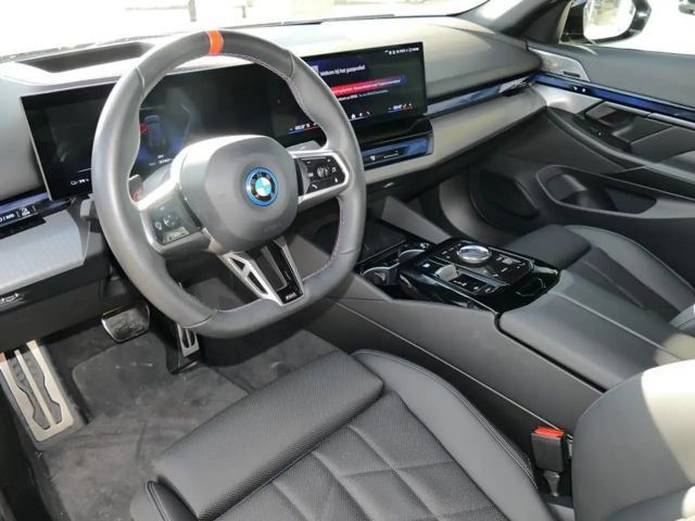 BMW i5 M60 Sedan xDrive