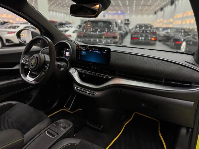 Abarth 500e Scorpionissima