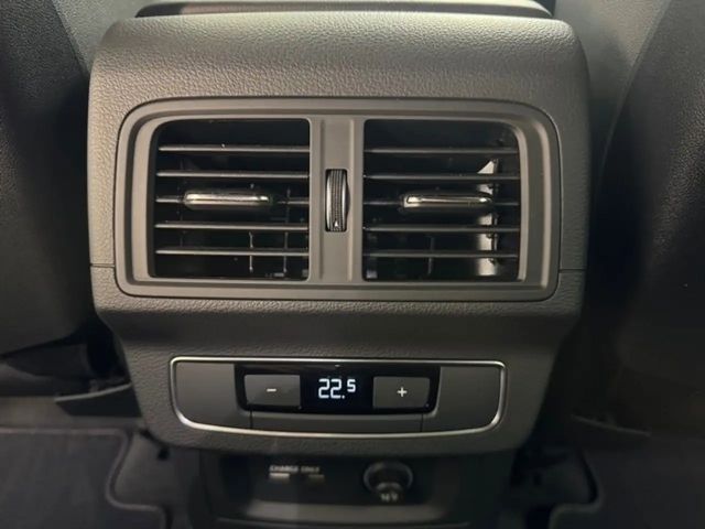 Audi Q5 40 TDI Quattro S-Line Sportback