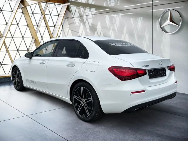 Mercedes-Benz A 180 Progressive