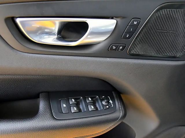 Volvo XC60 AWD Geartronic Inscription