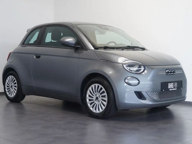 Fiat 500e 87KW/42kWh/DC-LADEN/CARPLAY/DAB/SOH