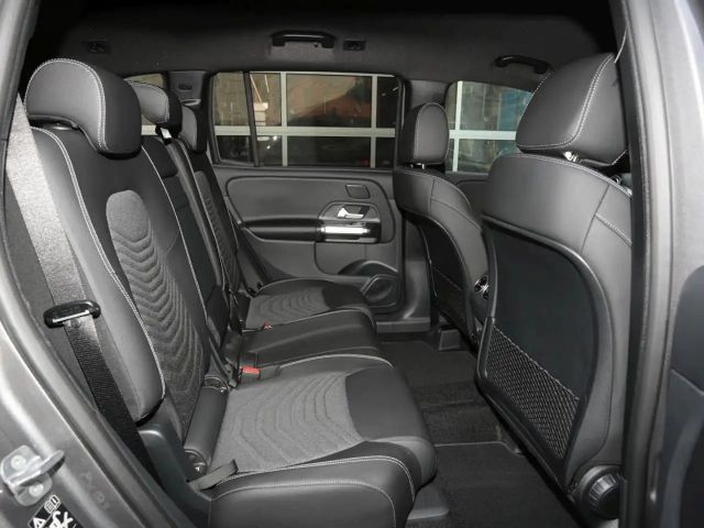 Mercedes-Benz GLB 200 GLB 200 d