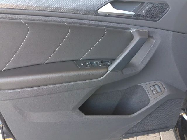 Volkswagen Tiguan R-Line eHybrid