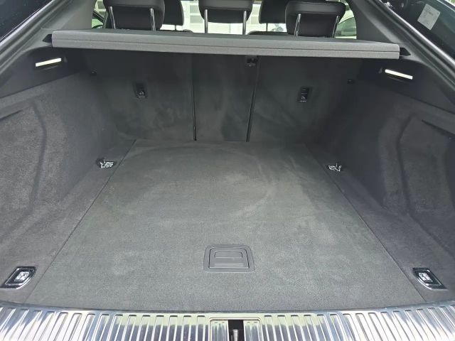 Audi Q8 e-tron 50 Business Quattro