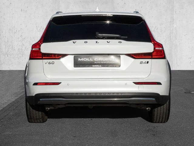 Volvo V60 Cross Country AWD Plus