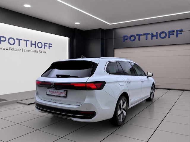 Volkswagen Passat 1.5 eTSI Business DSG