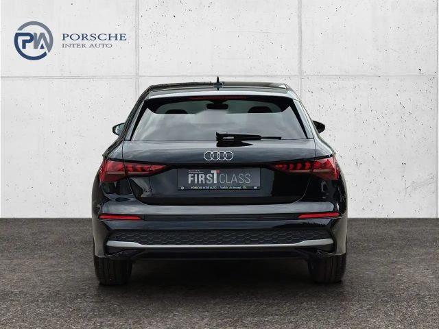 Audi A3 30 TFSI Sedan