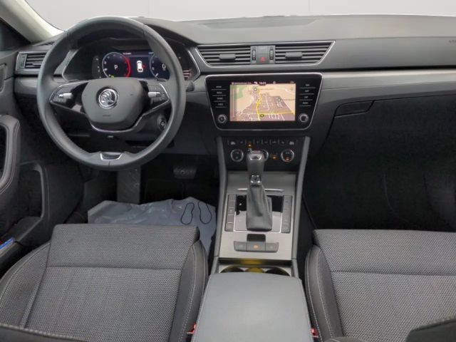 Skoda Superb 2.0 TDI Combi Style Style