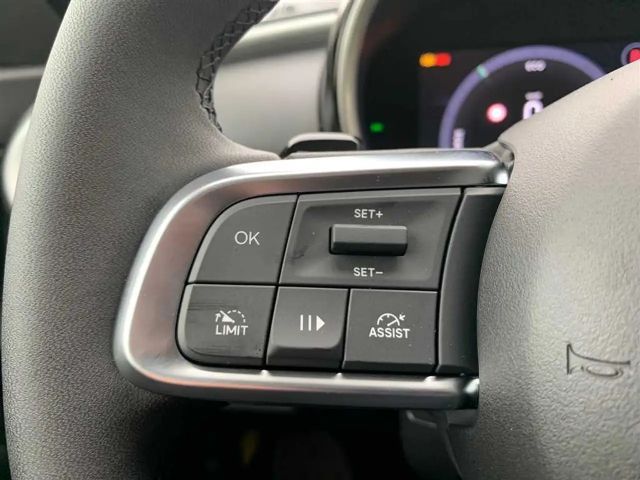 Fiat 600e 1.2 DCT Hybrid PDC Kamera Klimaautomatik CarPlay