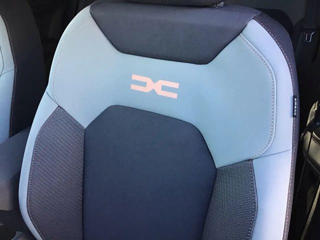 Dacia Duster Extreme Hybrid 140