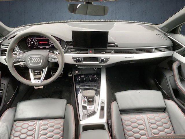 Audi RS4 Avant Quattro