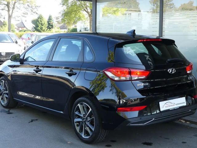 Hyundai i30 Hybrid Trend