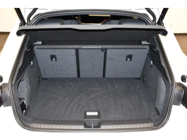 Audi RS3 Quattro S-Tronic Sedan