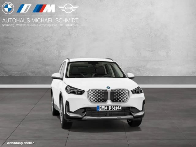 BMW iX1 Comfort pakket eDrive20