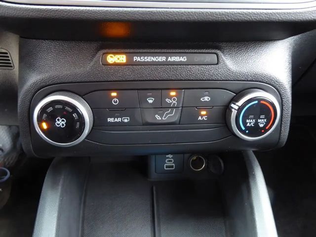 Ford Focus Traveller 1,5 EcoBlue *LED*