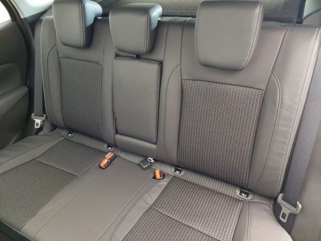 Suzuki S-Cross Flash Hybrid