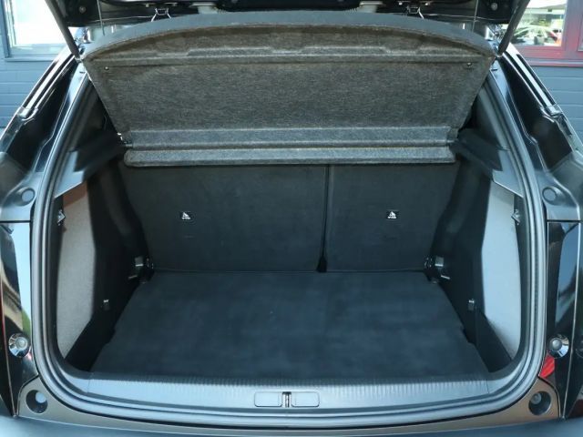 Peugeot E-2008 Allure Pack