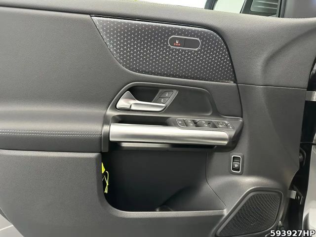 Mercedes-Benz GLA 200 Progressive