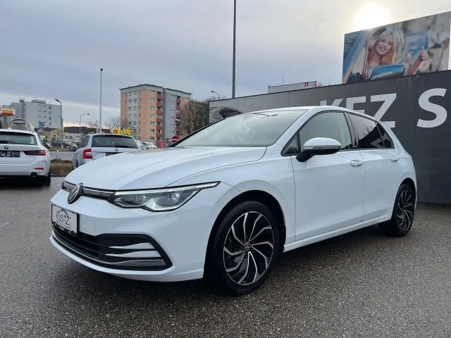 Volkswagen Golf 1.5 TSI Life