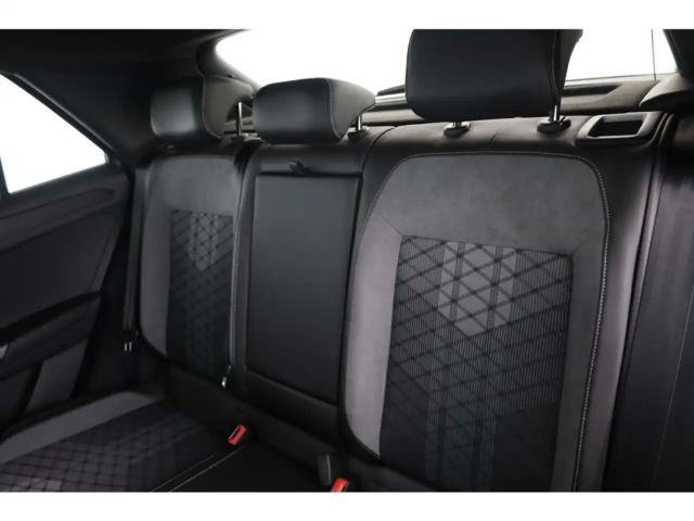 Volkswagen T-Roc 1.5 TSI DSG R-Line