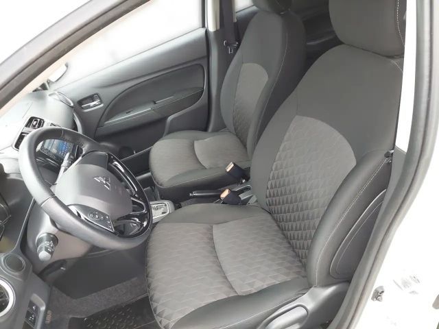 Mitsubishi Space Star CVT Invite MIVEC Star