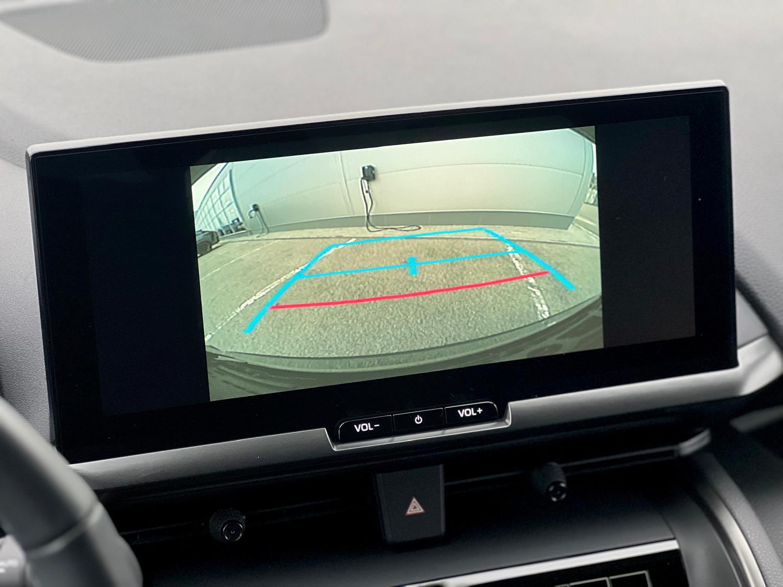 Toyota C-HR 1,8  Spur Distronic Kamera