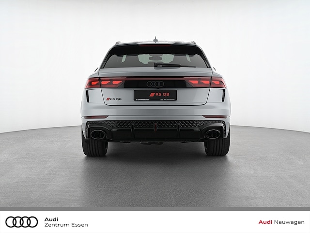 Audi RS Q8 Performance Quattro