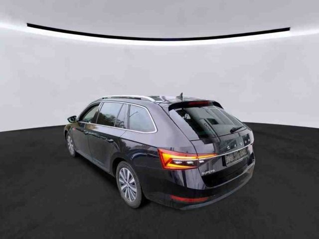 Skoda Superb 2.0 TDI Combi Style Style